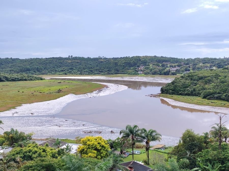 4 Bedroom Property for Sale in Bonza Bay Eastern Cape